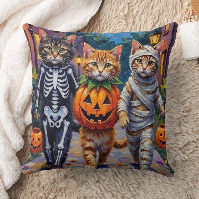 Coussin Chats sibériens demandant des friandises pour Hall (Couverture)