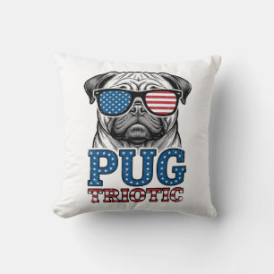 Coussin Chemise de design de gravure vintage pug patriotiq