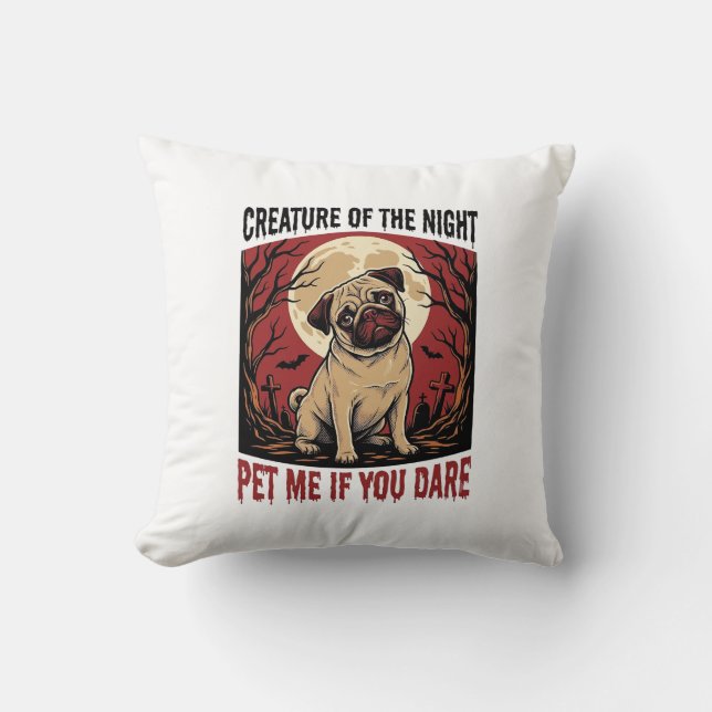 Coussin Chemise de pug Halloween avec cimetière effrayant  (Recto)