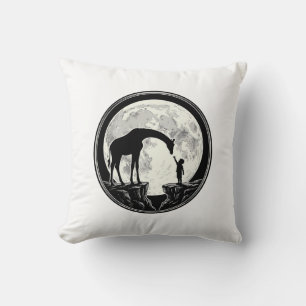 Coussin Chemise silhouette de girafe et d'enfant sous la l