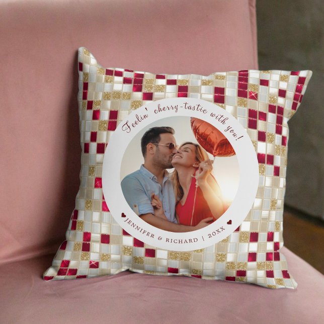 Coussin Cherry Coded Valentine's Day Photo personnalisée (Cherry Coded Valentine's Day Custom Photo Throw Pillow)