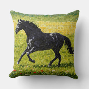 Coussin Cheval noir sur la prairie