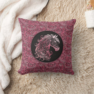 Coussin Cheval rose cowgirl floral à outils cuir