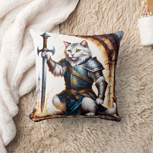 Coussin Chevalier de chat brave en armure avec épée (Couverture)