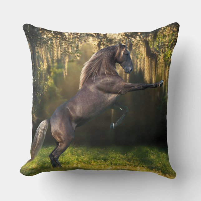 Coussin Chevaux d'imaginaire : Prince de guerrier (Recto)