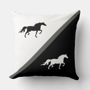 Coussin Chevaux élégants sur fond gris noir et blanc