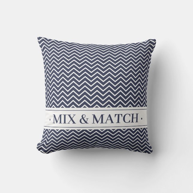 Coussin Chevron blanc sur bleu marine. Mélange et correspo (Recto)