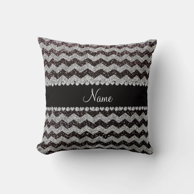 Coussin Chevrons argentés noirs nommés personnalisés de (Recto)