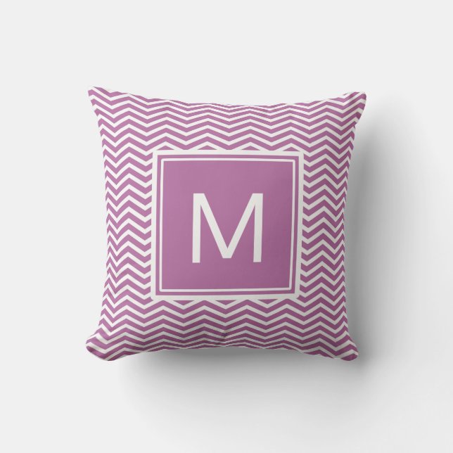 Coussin Chevrons Violets Audacieux Modernes Avec Monogramm (Recto)