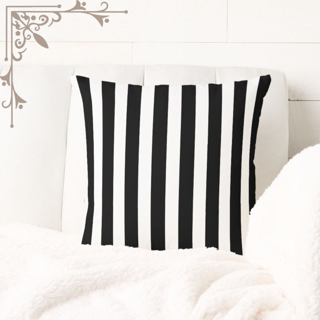 Coussin Chic Moderne Noir + Blanc Café Stripes Élégant (Chic, modern and elegant! This bold black + white striped pillow will add personality to your space.)