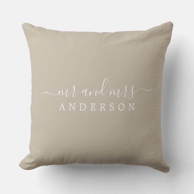 Coussin Chic Newlysée M. Mme Shiitake Grey Monogramme (Recto)