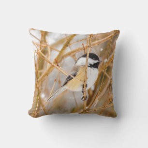 Coussin Chickadee au plafond noir - Photo originale