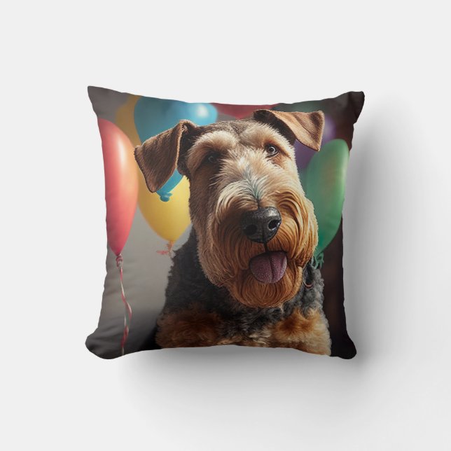 Coussin Chien Airedale avec gâteau et ballons  (Recto)