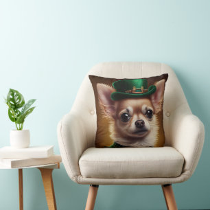 Coussin Chien Chihuahua en tenue de la Saint-Patrick 
