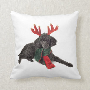 Coussin Chien de caniche noir de jouet de Noël habillé