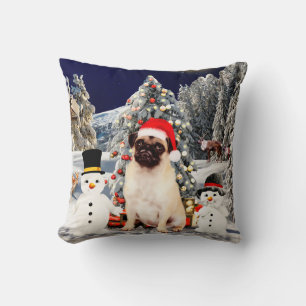 Coussin Chien de carlin en neige Noël Lumières de chapeau