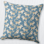 Coussin Chien de Corgi vert Motif<br><div class="desc">Fun Pembroke Welsh Corgi motif chien sur un arrière - plan vert turquoise. Art original de Nic Squirrell.</div>