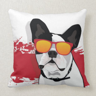 Coussin Chien-taureau français en lunettes de soleil