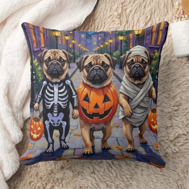 Coussin Chiens Carlin faisant un tour ou un traitement dan (Couverture)