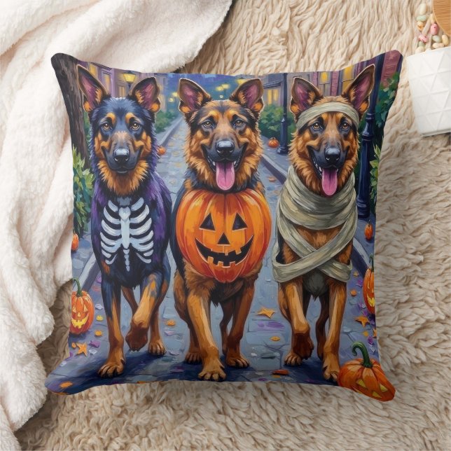 Coussin Chiens de berger allemands Trick-or-Treating Hallo (Couverture)