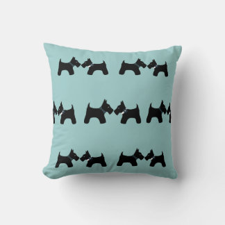 Coussin Chiens écossais réversibles