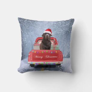 Coussin Chocolat Labrador Chien en neige à Noël