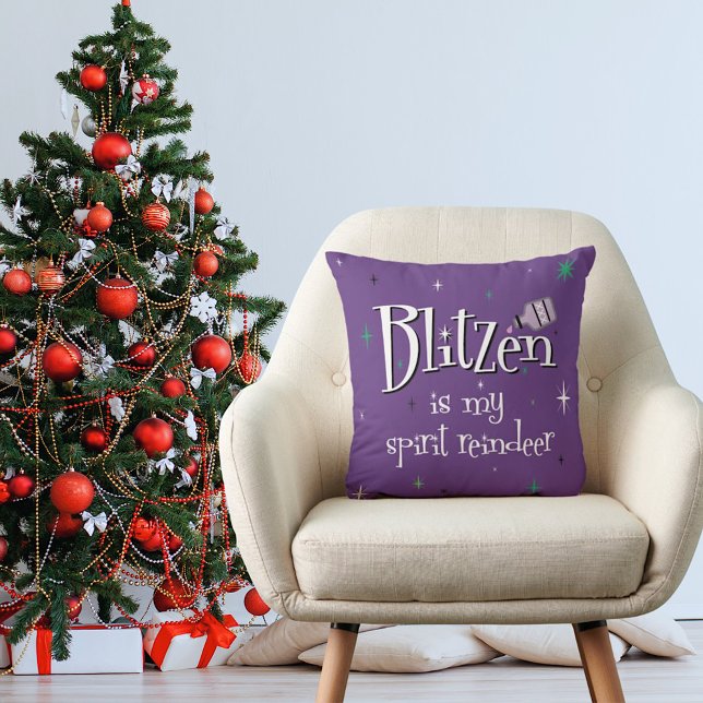 Coussin Christmas Blitzen est mon Spirit Reindeer Purple (Reindeer Spirit Animal Blitzen Purple Throw Pillow)