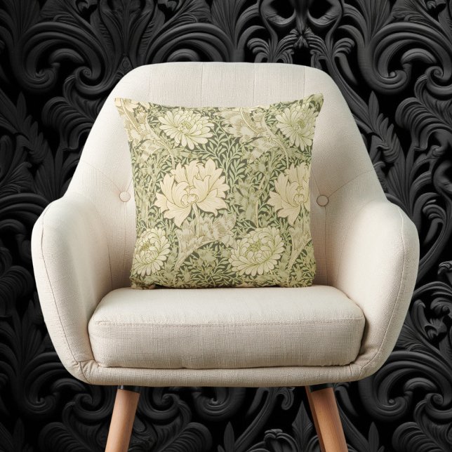 Coussin Chrysanthème par William Morris, Art Vintage (Chrysanthemum by William Morris, Vintage Art Throw Pillow)