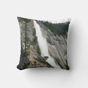 Coussin Chutes du Nevada dans le parc national de Yosemite