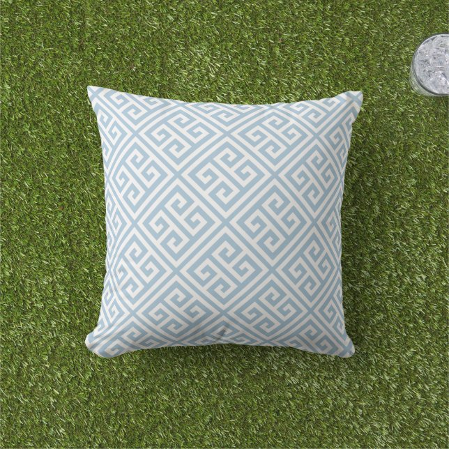 Coussin Ciel Bleu et Motif Grec à la Clé Blanc (Herbe)