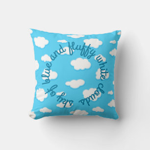 Coussin ciel de bleu et de nuages blancs duveteux - oreill