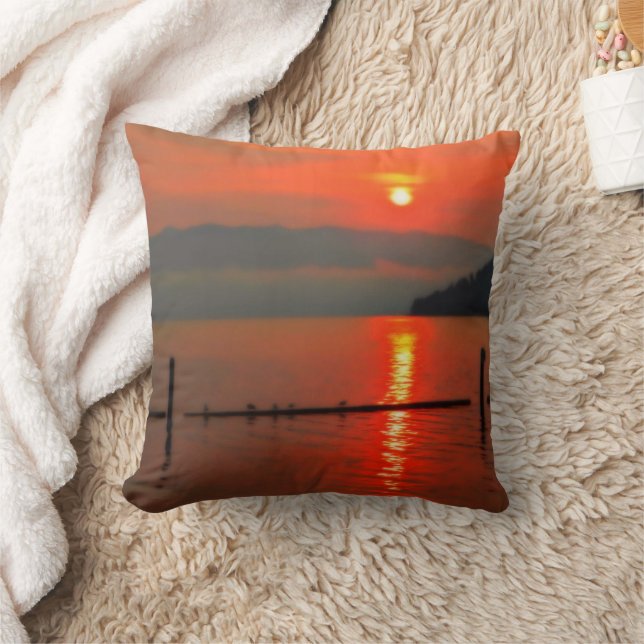 Coussin Ciel Rouge Le Matin (Couverture)