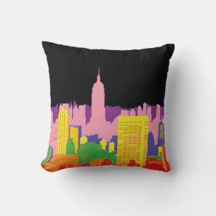 Coussin Ciel urbain : Décor arc-en-ciel nocturne.