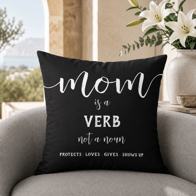 Coussin Citation Blanche Maman Est Un Verbe Citation Mater (Créateur téléchargé)