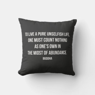 Coussin citation de Bouddha sur l'égoïsme