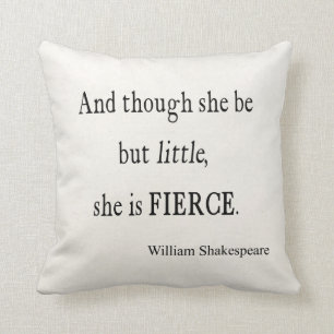 Coussin Citation de Shakespeare elle soit de petites mais