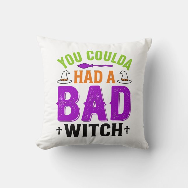 Coussin Citation drôle de sorcière méchante Halloween Desi (Recto)