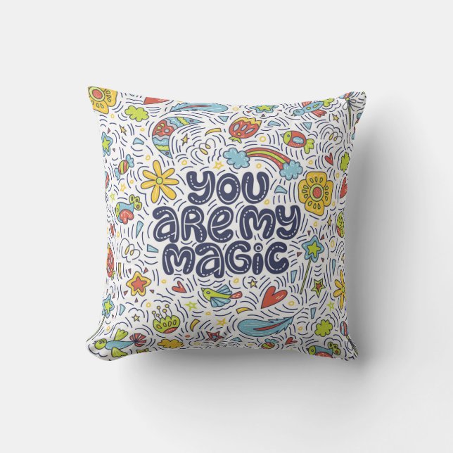 Coussin Citation Magique, Lettrage Décoratif Léger. (Recto)