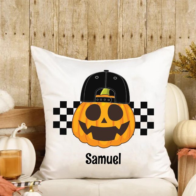 Coussin Citrouille éffrayant Dude Retro Boys Nom Automne H (Spooky Pumpkin Dude Retro Boys Name Fall Halloween Throw Pillow)