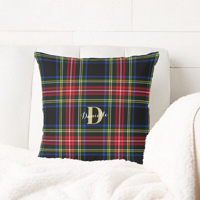 Coussin Classic Elegant Tartan Monogramme Nom Noël (Classic Elegant Tartan Monogram Name Christmas Throw Pillow)