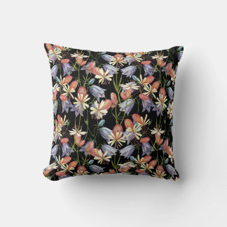 Coussin Cloches de Campion à échelle : aquarelle Florale