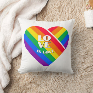 Coussin Cœur arc-en-ciel de fierté  