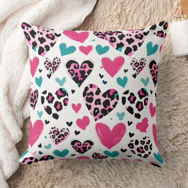 Coussin Cœur d'amour audacieux léopard – Rose, Noir & Sarc (Couverture)