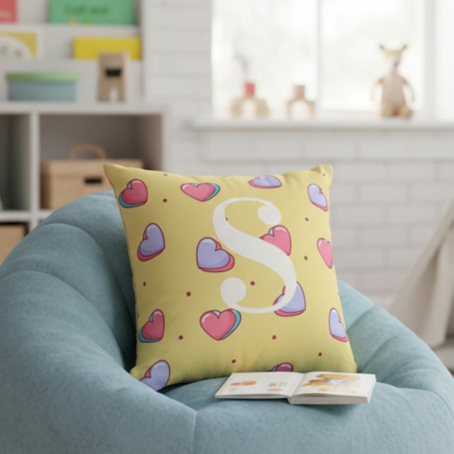 Coussin Cœur de bonbon personnalisé rose et jaune  (Créateur téléchargé)