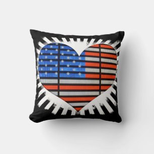 Coussin Coeur patriotique en forme de drapeau américain né