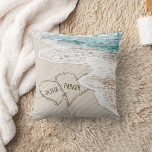 Coussin Coeurs De Plage Dans Le Sable Avec Des Noms
