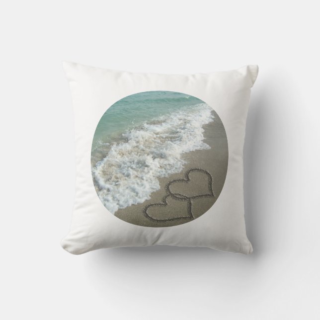 Coussin Coeurs de sable sur la plage (Recto)