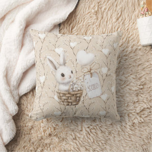 Coussin Coeurs lapins blancs dans un Baby shower panier XO