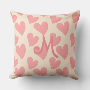 Coussin Cœurs Rose Pâle Rêveurs Monogrammés Beige