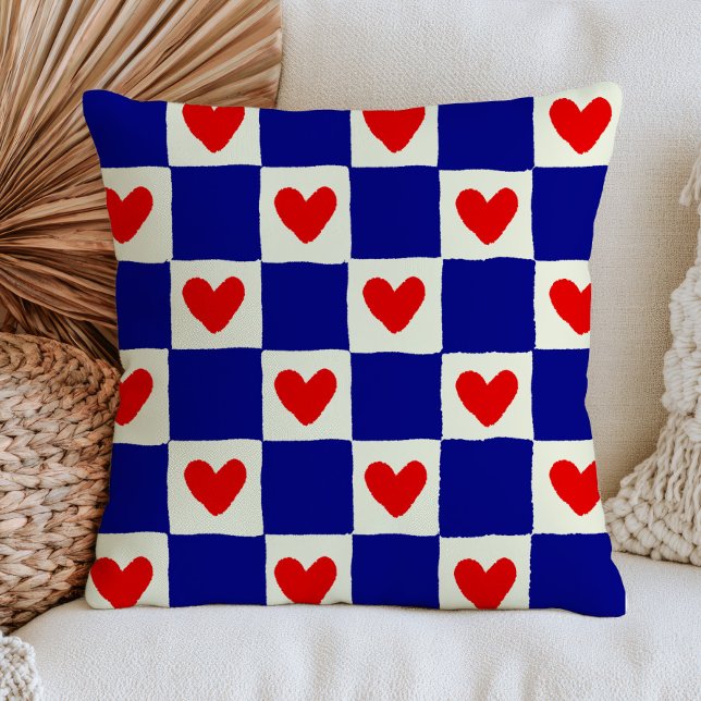 Coussin Cœurs Rouges Carrés Bleus À Carreaux Éclectiques  (Créateur téléchargé)